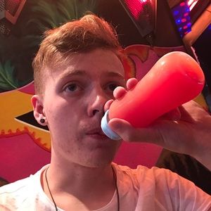 Meet your Posher, Cole